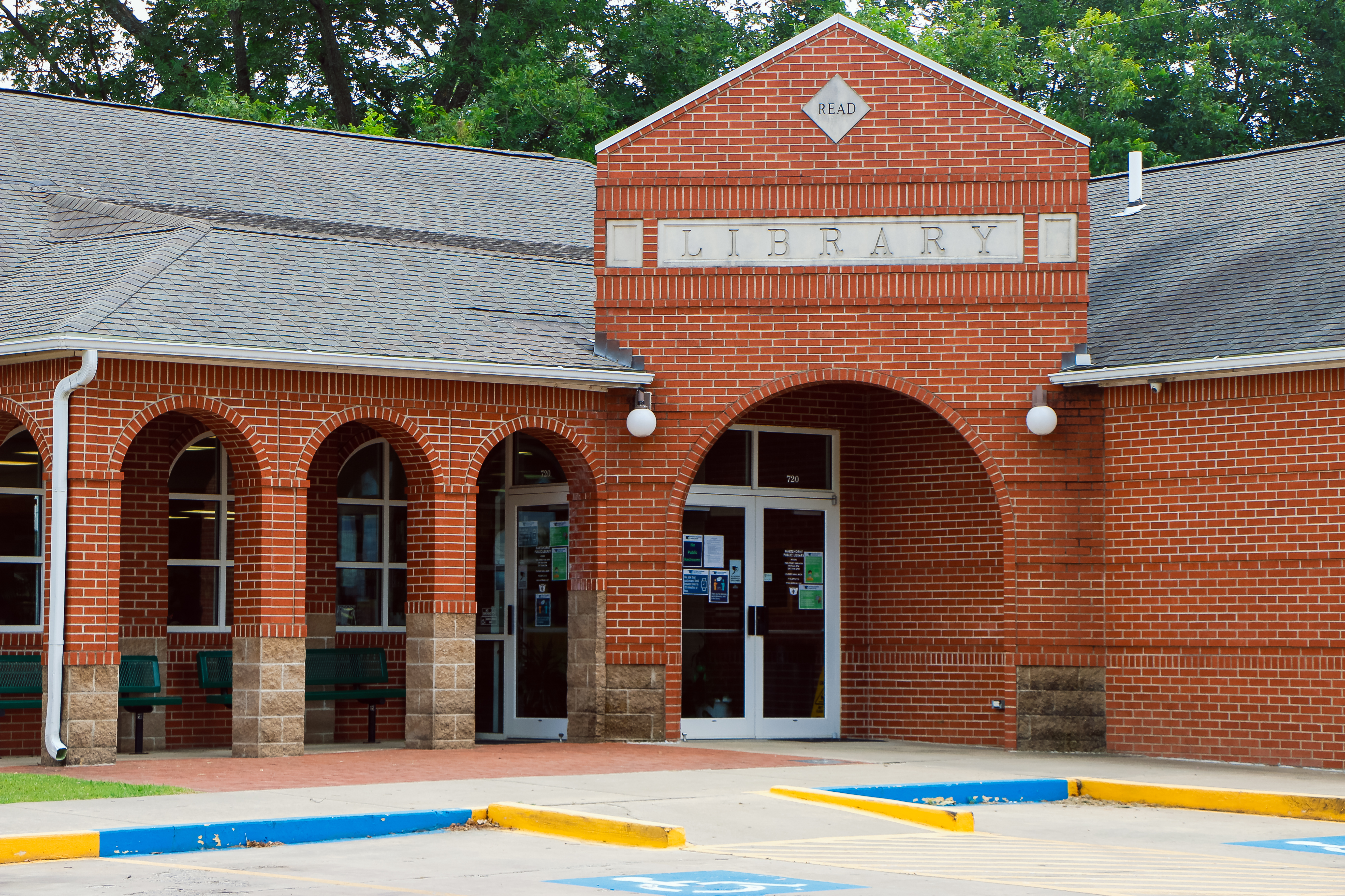 Photo of Hartshorne Public Library entrance.