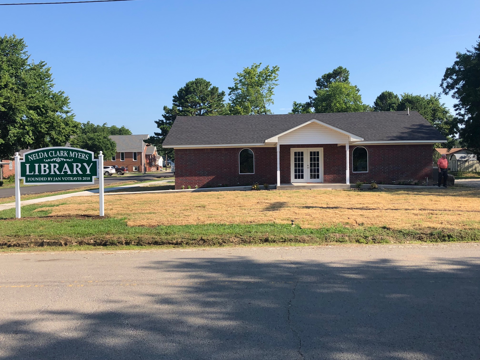 Exterior photograph of Nelda Clark Myers Library in Quinton, OK